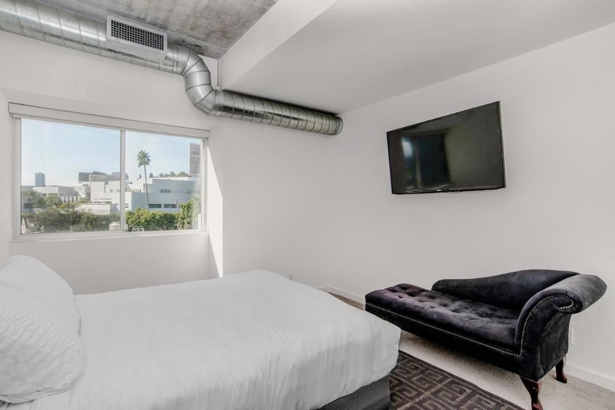On Sunset Blvd - 5 Star Retreat Los Angeles