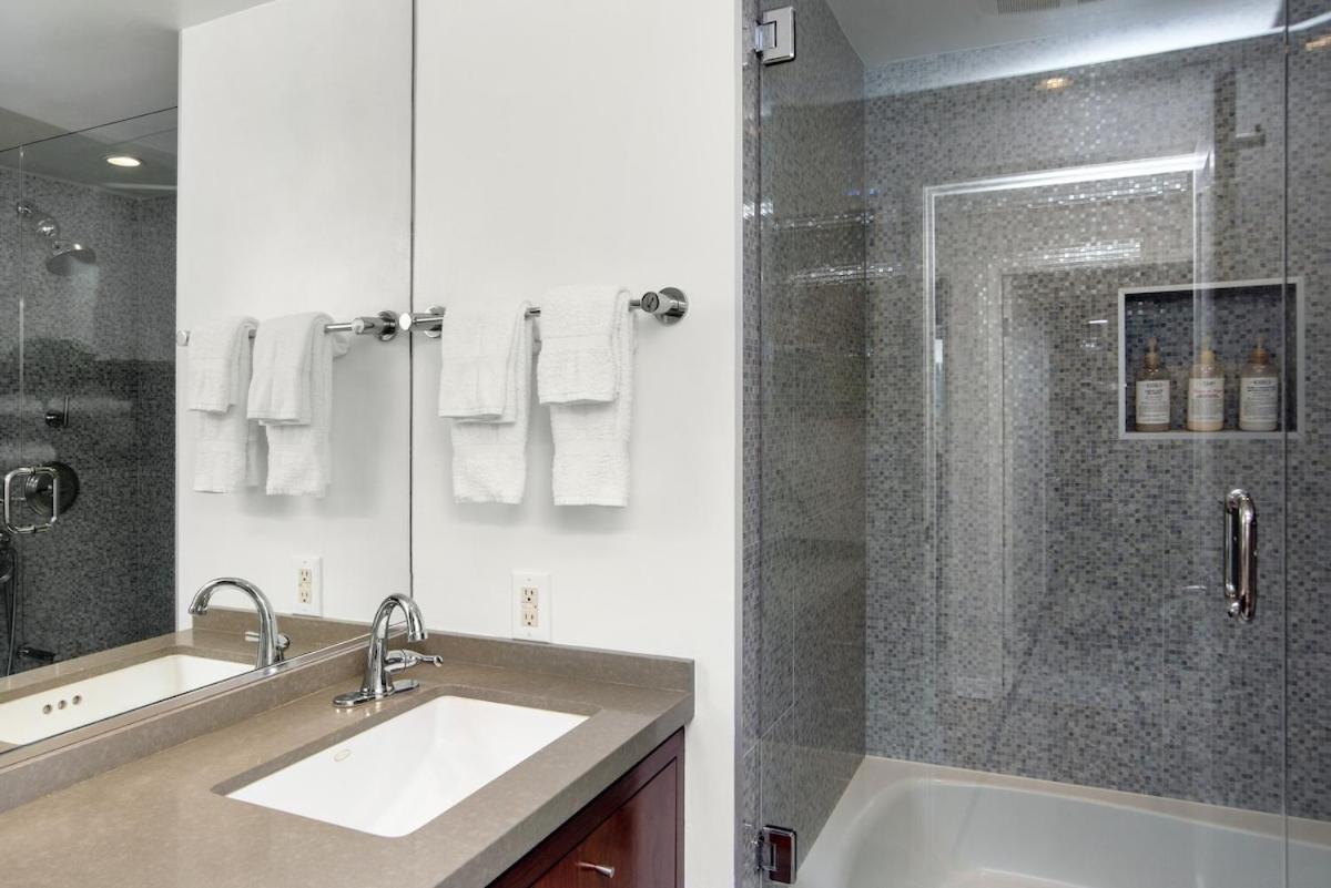 On Sunset Blvd - 5 Star Retreat * Los Angeles